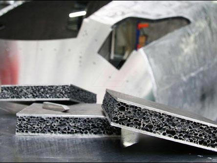 Aluminum form for weight reduction